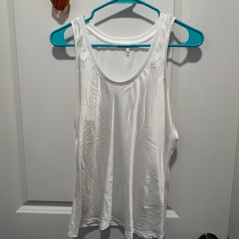 FRAME SILK TANK T/FIRE SALE🔥🔥🔥🔥